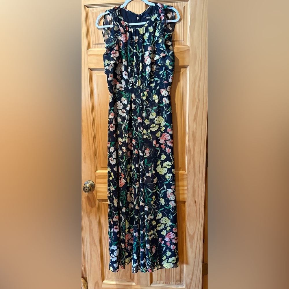 Tommy Hilfiger Printed Ruffled Wide Leg Jumpsuit women’s size 8 - Picture 2 of 16